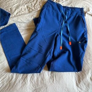 Figs limited edition blue set